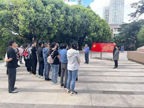 图片2 图片2