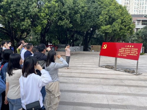 图片4 图片4